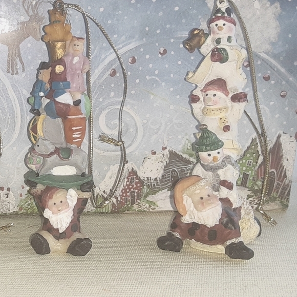 Set of 5 ornaments. Santa rejoice ornament & 4 elf with stack package ornaments. - Picture 8 of 8
